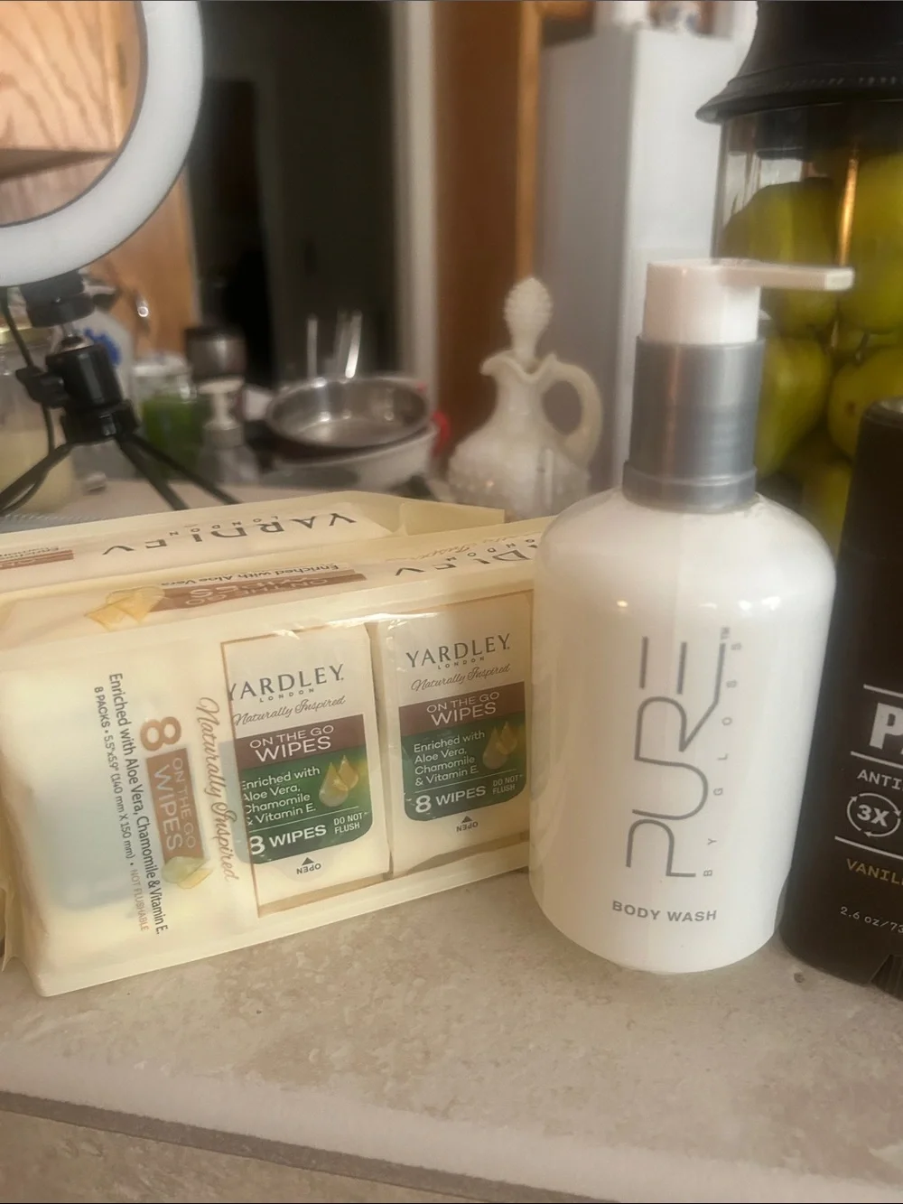 PURE BODY WASH- Lemon Infusion- White